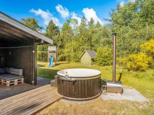 Holiday Home Eli - 1-5km to the fjord by Interhome