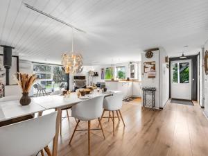 Holiday Home Kjartan - 32m to the fjord by Interhome
