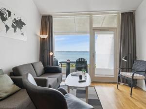 Apartment Jærind - 20m from the sea by Interhome