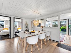 Holiday Home Kjartan - 32m to the fjord by Interhome