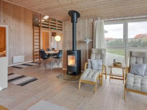 Holiday Home Ilkka - 400m from the sea by Interhome