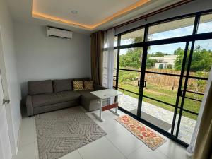 Homie and quite house