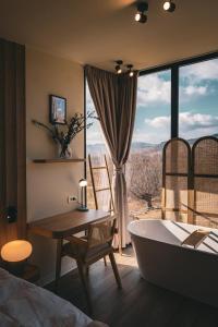 Moon Valley Comarnic