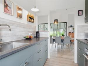 Holiday Home Boris - 250m from the sea by Interhome