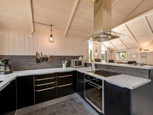 Holiday Home Elina - 600m from the sea by Interhome