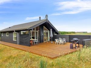 Holiday Home Alma - 500m from the sea by Interhome