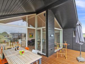 Holiday Home Alma - 500m from the sea by Interhome