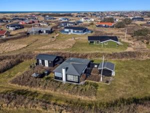 Holiday Home Edvia - 300m from the sea by Interhome