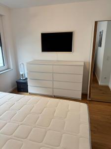 GoldenKey-Suites - Luxury Suite Augsburger Dom - New spacious Apartment in the Heart of Augsburg - At Town Hall Square