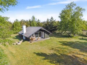 Holiday Home Irlin - 600m from the sea by Interhome