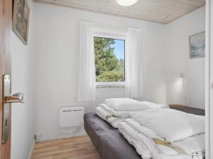 Holiday Home Marjon - 450m from the sea by Interhome