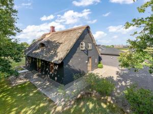 Holiday Home Hendrina - 250m to the fjord by Interhome