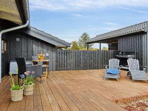 Holiday Home Evald - 400m from the sea by Interhome