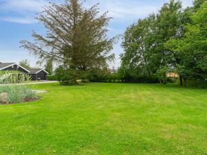 Holiday Home Elma - 350m from the sea by Interhome