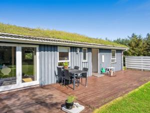 Holiday Home Anelisa - 1-2km from the sea by Interhome