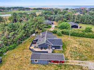 Holiday Home Wisti - 600m from the sea by Interhome