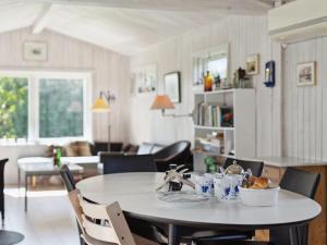 Holiday Home Imma - from the sea by Interhome