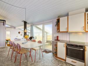 Holiday Home Joske - 50m from the sea by Interhome