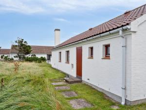 Holiday Home Werna - 900m from the sea by Interhome