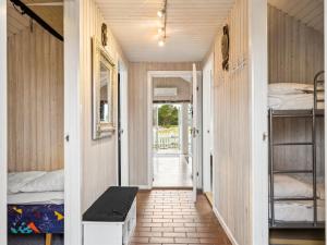 Apartment Rohan - 2-2km from the sea by Interhome