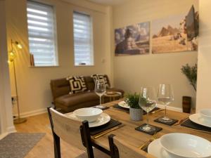 Cosy Modern Apartment by Bournemouth Station