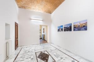 Hostdomus - San Secondo Apartment