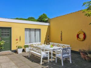 Holiday Home Svenger - 350m from the sea by Interhome