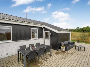 Holiday Home Eloise - 400m from the sea by Interhome