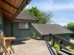 Holiday Home Eyer - 20m from the sea by Interhome