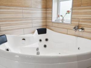 Holiday Home Ronia - 900m from the sea by Interhome