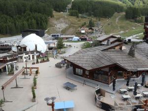 Studio 4 personnes au cœur des Orres 1650 avec accès direct aux pistes et commerces - FR-1-322-553