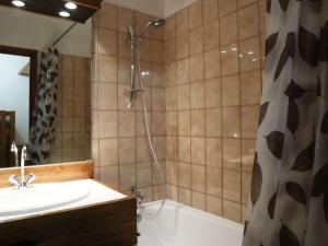 Studio 4 personnes au cœur des Orres 1650 avec accès direct aux pistes et commerces - FR-1-322-553