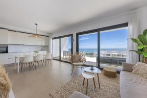 Sunrise Heights 2455 Sea View