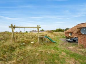 Holiday Home Edlef - 800m from the sea by Interhome