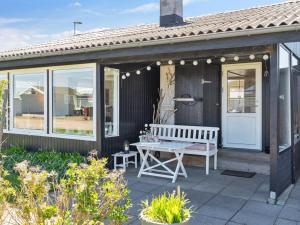 Holiday Home Elisabeta - 60m from the sea by Interhome