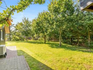 Holiday Home Roska - 1-3km from the sea by Interhome