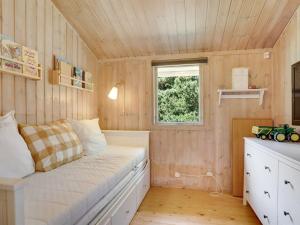 Holiday Home Thrineke - 600m from the sea by Interhome