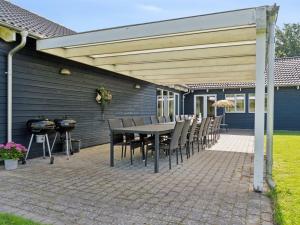 Holiday Home Jelke - 520m from the sea by Interhome