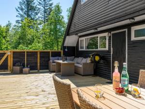 Holiday Home Jace - 900m from the sea by Interhome