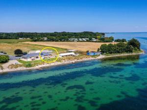 Apartment Volmar - 10m from the sea by Interhome