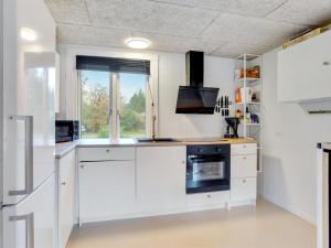 Holiday Home Elisa - 600m from the sea by Interhome