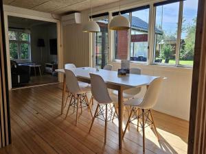 Holiday Home Elisa - 600m from the sea by Interhome