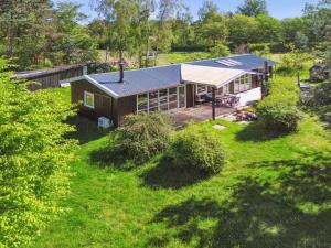 Holiday Home Iliane - 450m from the sea by Interhome