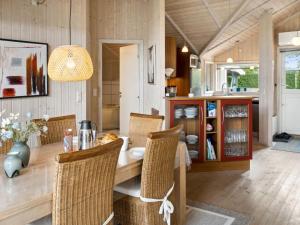 Holiday Home Thorke - 200m from the sea by Interhome