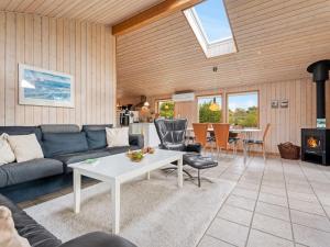 Holiday Home Dagna - 400m from the sea by Interhome