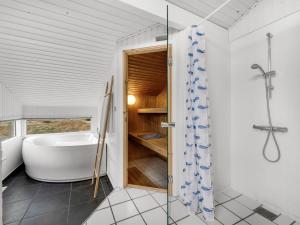 Holiday Home Josef - 950m from the sea by Interhome