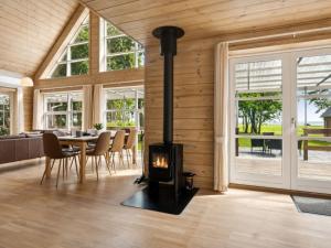 Holiday Home Månviva - 150m to the inlet by Interhome