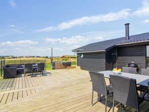 Holiday Home Månviva - 500m from the sea by Interhome