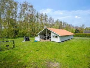 Holiday Home Bjart - 1-5km from the sea by Interhome