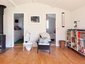 Holiday Home Elisa - 600m from the sea by Interhome